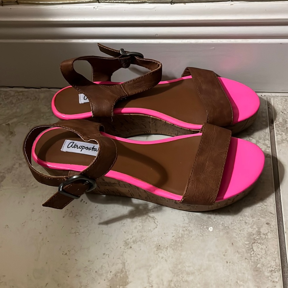 Aeropostal sandals